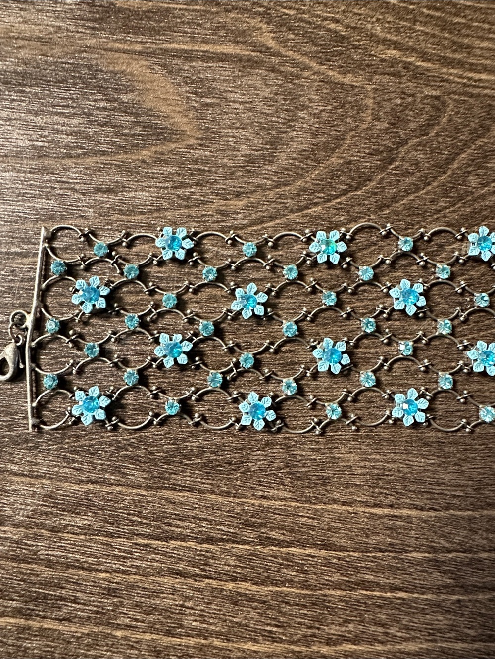 Floral bracelet - Picture 8 of 10